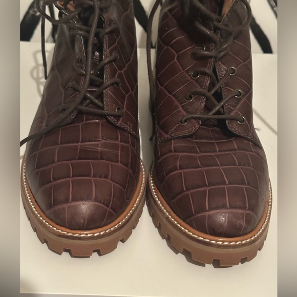 Madewell The Clair Lace-Up Boot in Croc Embossed Leather - Picture 4 of 4